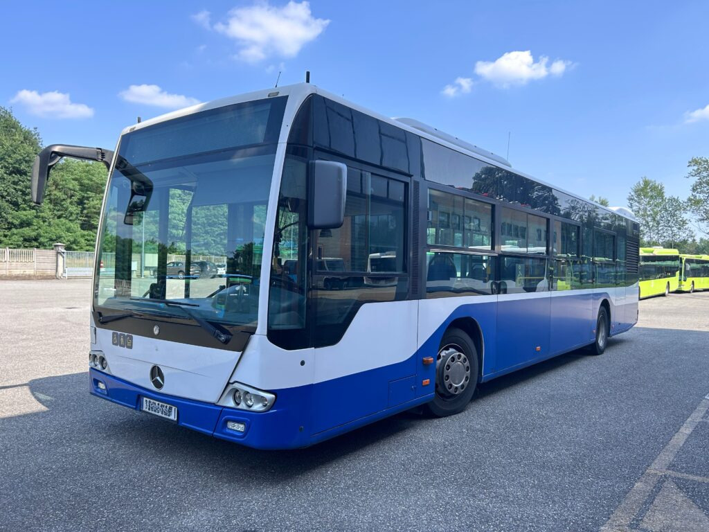 N.1 MERCEDES BENZ CONECTO 12MT – Anno 2016 - Linienbus: das Bild 2 N.1 MERCEDES BENZ CONECTO 12MT – Anno 2016 - Linienbus: das Bild 2