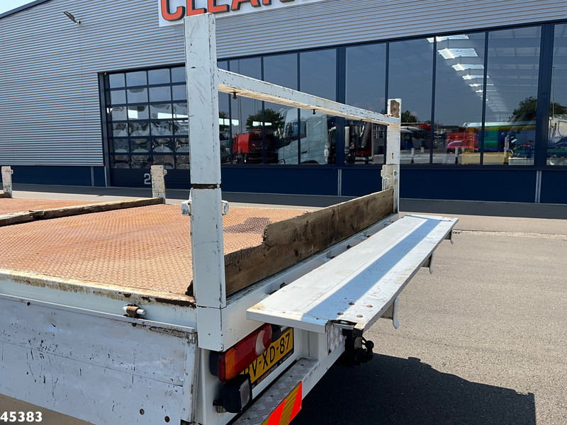 Autokran DAF FA LF 220 Euro 5 Hiab 12 Tonmeter laadkraan: das Bild 11