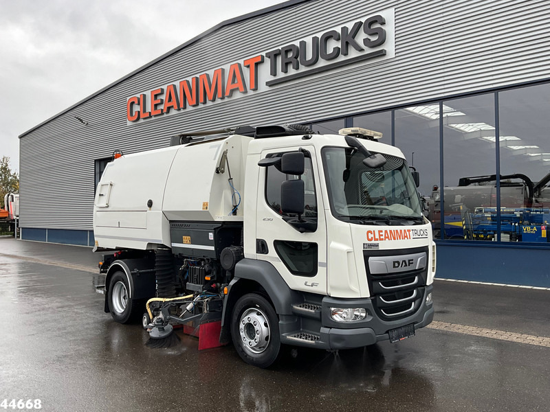DAF FA LF 230 Euro 6 Johnston VT652 Just 87.278 km! - Kehrmaschine: das Bild 2 DAF FA LF 230 Euro 6 Johnston VT652 Just 87.278 km! - Kehrmaschine: das Bild 2