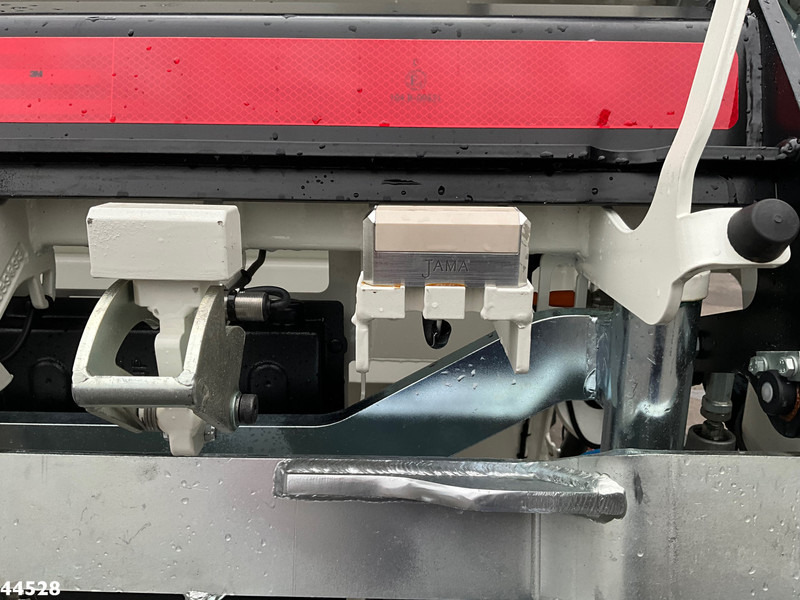 Müllwagen DAF FAG XB 260 Zoeller 14m³ met Jama Diftar!: das Bild 11 Müllwagen DAF FAG XB 260 Zoeller 14m³ met Jama Diftar!: das Bild 11