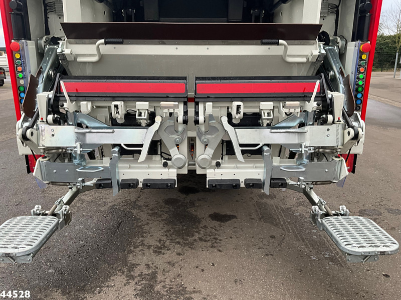 Müllwagen DAF FAG XB 260 Zoeller 14m³ met Jama Diftar!: das Bild 7 Müllwagen DAF FAG XB 260 Zoeller 14m³ met Jama Diftar!: das Bild 7