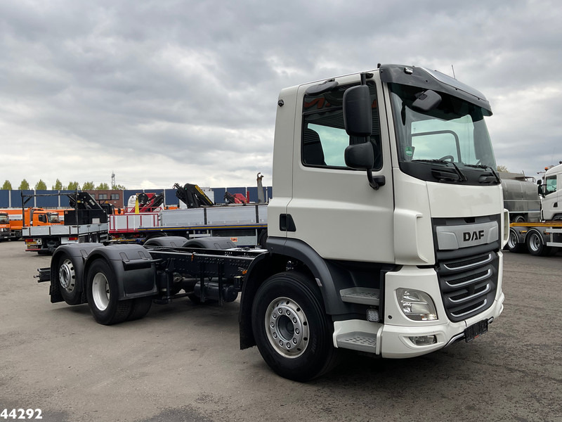 DAF FAN CF 450 Euro 6 Chassis Cabine - Fahrgestell LKW: das Bild 5 DAF FAN CF 450 Euro 6 Chassis Cabine - Fahrgestell LKW: das Bild 5