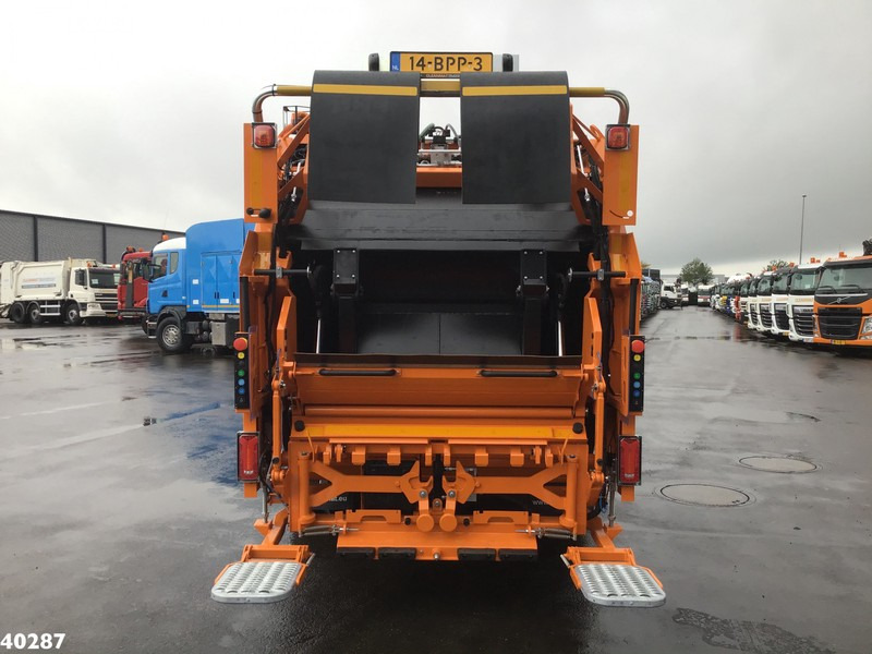 FUSO Canter 9C18 Geesink 7m3 - Müllwagen: das Bild 4 FUSO Canter 9C18 Geesink 7m3 - Müllwagen: das Bild 4