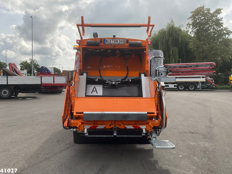 FUSO Canter 9C18 Zoeller 7m³ - Müllwagen: das Bild 4 FUSO Canter 9C18 Zoeller 7m³ - Müllwagen: das Bild 4