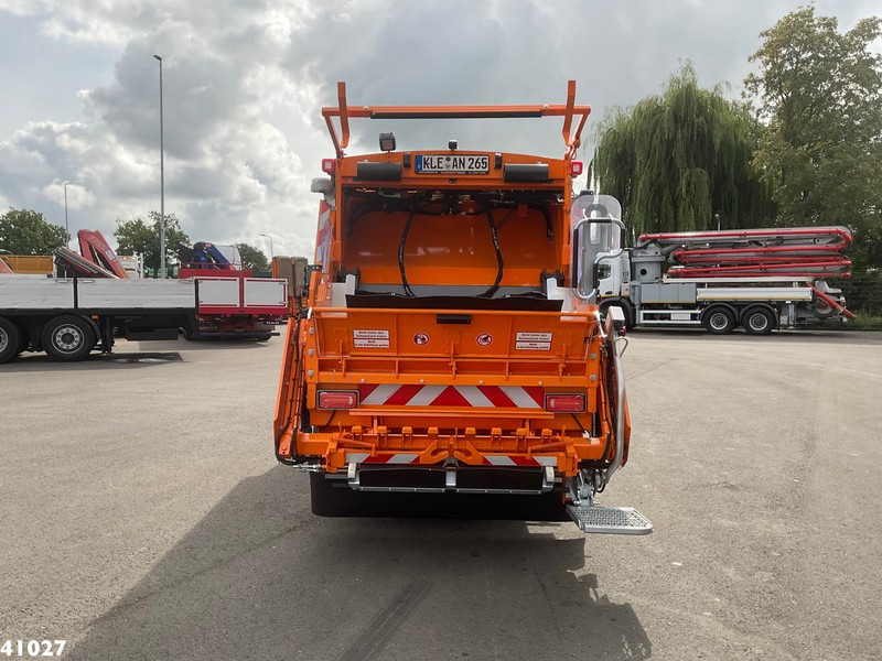 FUSO Canter 9C18 Zoeller 7m³ - Müllwagen: das Bild 3 FUSO Canter 9C18 Zoeller 7m³ - Müllwagen: das Bild 3