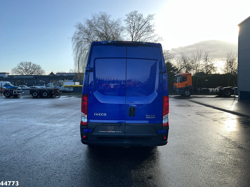 Iveco Daily 35C18 RIONED hogedrukwater installatie - Saug-/ Spülfahrzeug: das Bild 4 Iveco Daily 35C18 RIONED hogedrukwater installatie - Saug-/ Spülfahrzeug: das Bild 4
