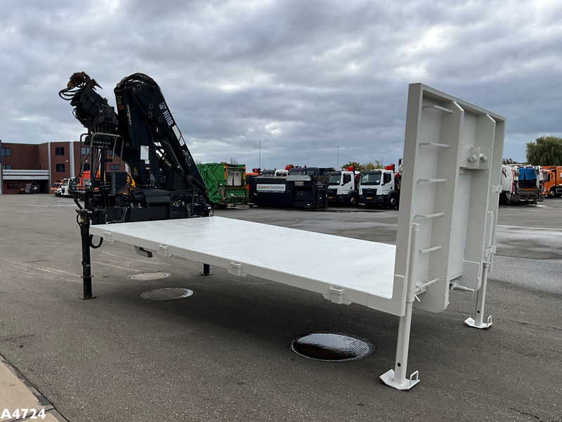 Laadplateau met Hiab 14 Tonmeter laadkraan - Abrollcontainer: das Bild 5 Laadplateau met Hiab 14 Tonmeter laadkraan - Abrollcontainer: das Bild 5