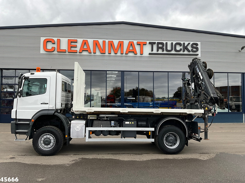 Mercedes-Benz AXOR 1929 4x4 VDL 14 Ton haakarmsysteem + Laadplateau met Hiab 14 Tonmeter laadkraan - Autokran: das Bild 4 Mercedes-Benz AXOR 1929 4x4 VDL 14 Ton haakarmsysteem + Laadplateau met Hiab 14 Tonmeter laadkraan - Autokran: das Bild 4