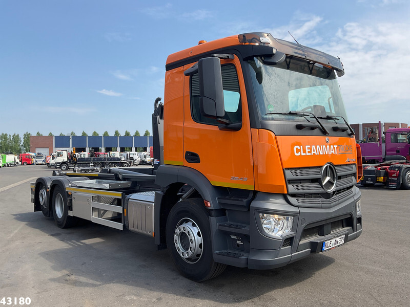 Mercedes-Benz Actros 2643 VDL 21 Ton haakarmsysteem - Abrollkipper: das Bild 3 Mercedes-Benz Actros 2643 VDL 21 Ton haakarmsysteem - Abrollkipper: das Bild 3