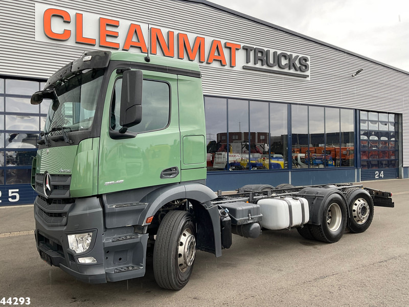 Mercedes-Benz Antos 2545 Euro 6 Chassis Cabine - Fahrgestell LKW: das Bild 1 Mercedes-Benz Antos 2545 Euro 6 Chassis Cabine - Fahrgestell LKW: das Bild 1