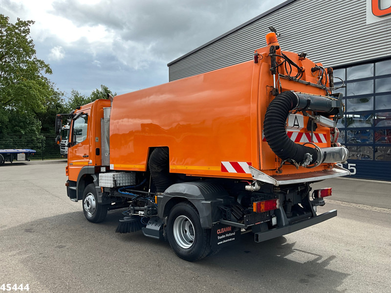 Mercedes-Benz Atego 1018 Brock Left and right sweeper Just 141.848 km! - Kehrmaschine: das Bild 2 Mercedes-Benz Atego 1018 Brock Left and right sweeper Just 141.848 km! - Kehrmaschine: das Bild 2