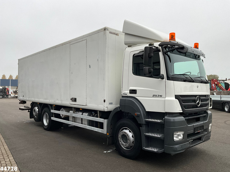 Mercedes-Benz Axor 2636 6x2 Dhollandia laadklep Just 265.901 km! - Koffer LKW: das Bild 4 Mercedes-Benz Axor 2636 6x2 Dhollandia laadklep Just 265.901 km! - Koffer LKW: das Bild 4