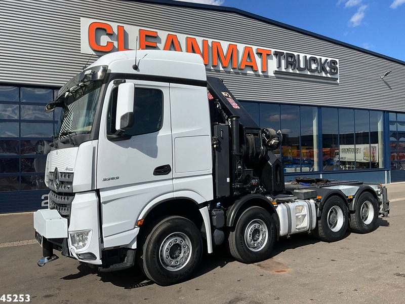 Mercedes-Benz Arocs 3253 8x4 Hiab 105 Tonmeter laadkraan - Sattelzugmaschine: das Bild 3 Mercedes-Benz Arocs 3253 8x4 Hiab 105 Tonmeter laadkraan - Sattelzugmaschine: das Bild 3