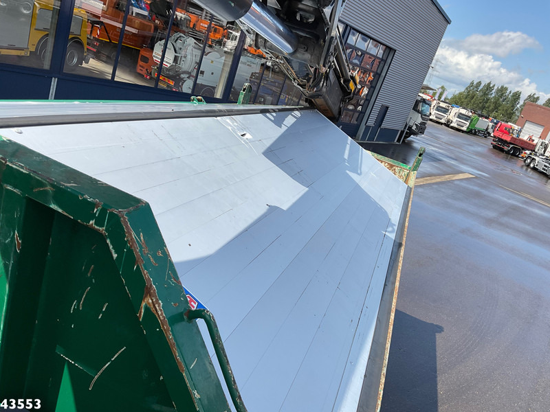 Kipper, Autokran Scania P 410 8x4 Euro 6 HMF 18 Tonmeter laadkraan: das Bild 15