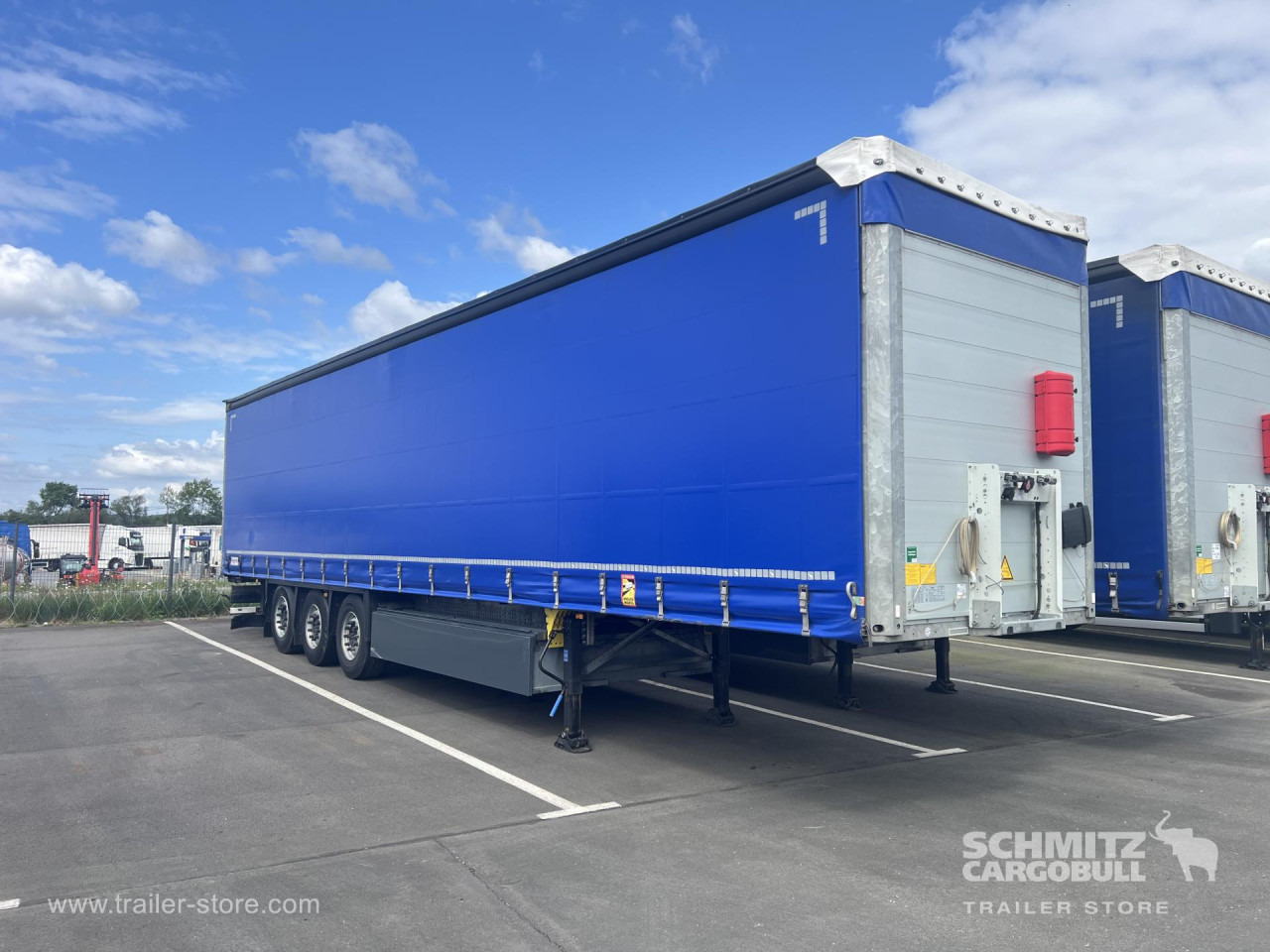 SCHMITZ Curtainsider Standard - Planenauflieger: das Bild 1 SCHMITZ Curtainsider Standard - Planenauflieger: das Bild 1