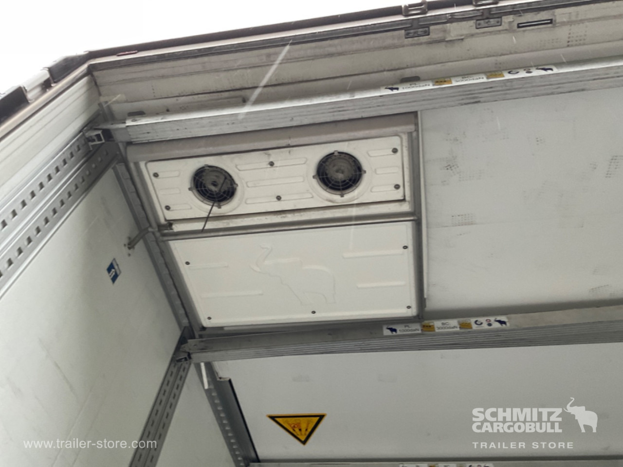 SCHMITZ Reefer Multitemp Double deck - Isotherm Auflieger: das Bild 4 SCHMITZ Reefer Multitemp Double deck - Isotherm Auflieger: das Bild 4