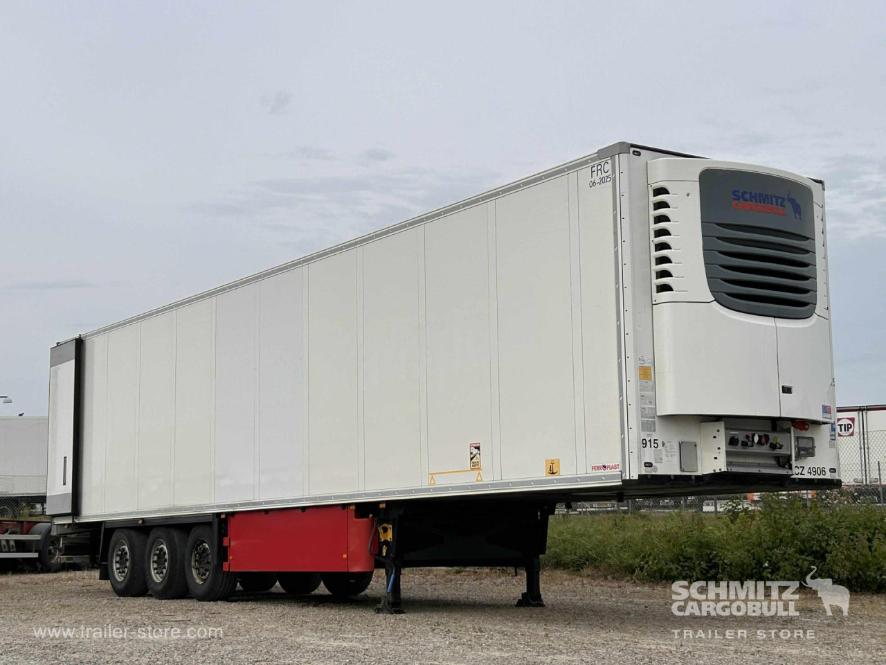 SCHMITZ Reefer Multitemp Double deck - Isotherm Auflieger: das Bild 1 SCHMITZ Reefer Multitemp Double deck - Isotherm Auflieger: das Bild 1