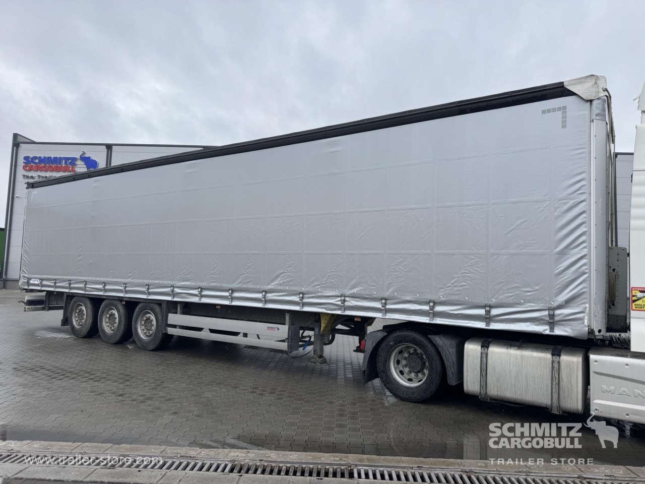 SCHMITZ Curtainsider Standard - Planenauflieger: das Bild 1 SCHMITZ Curtainsider Standard - Planenauflieger: das Bild 1