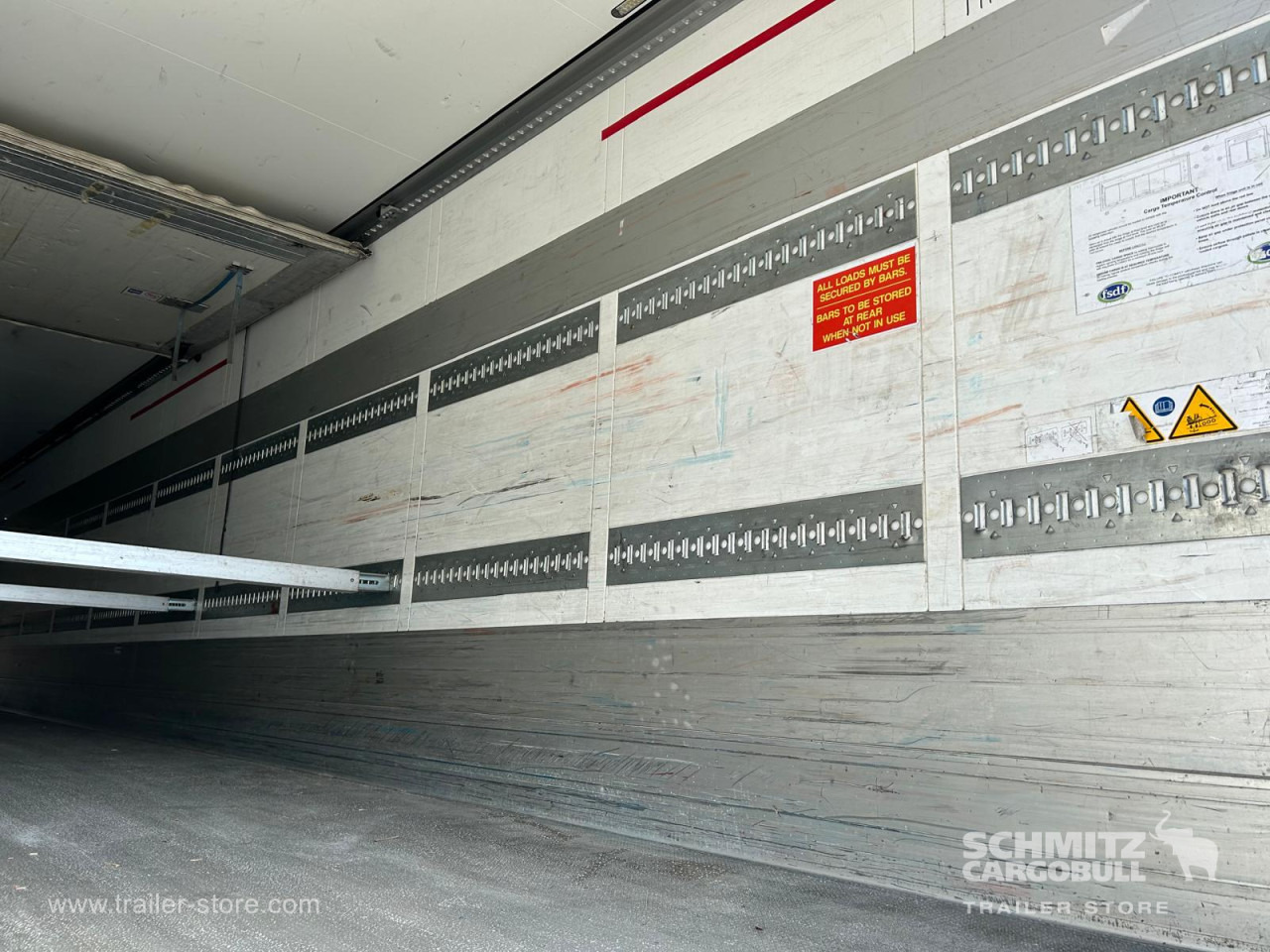 SCHMITZ Reefer Multitemp - Isotherm Auflieger: das Bild 4 SCHMITZ Reefer Multitemp - Isotherm Auflieger: das Bild 4