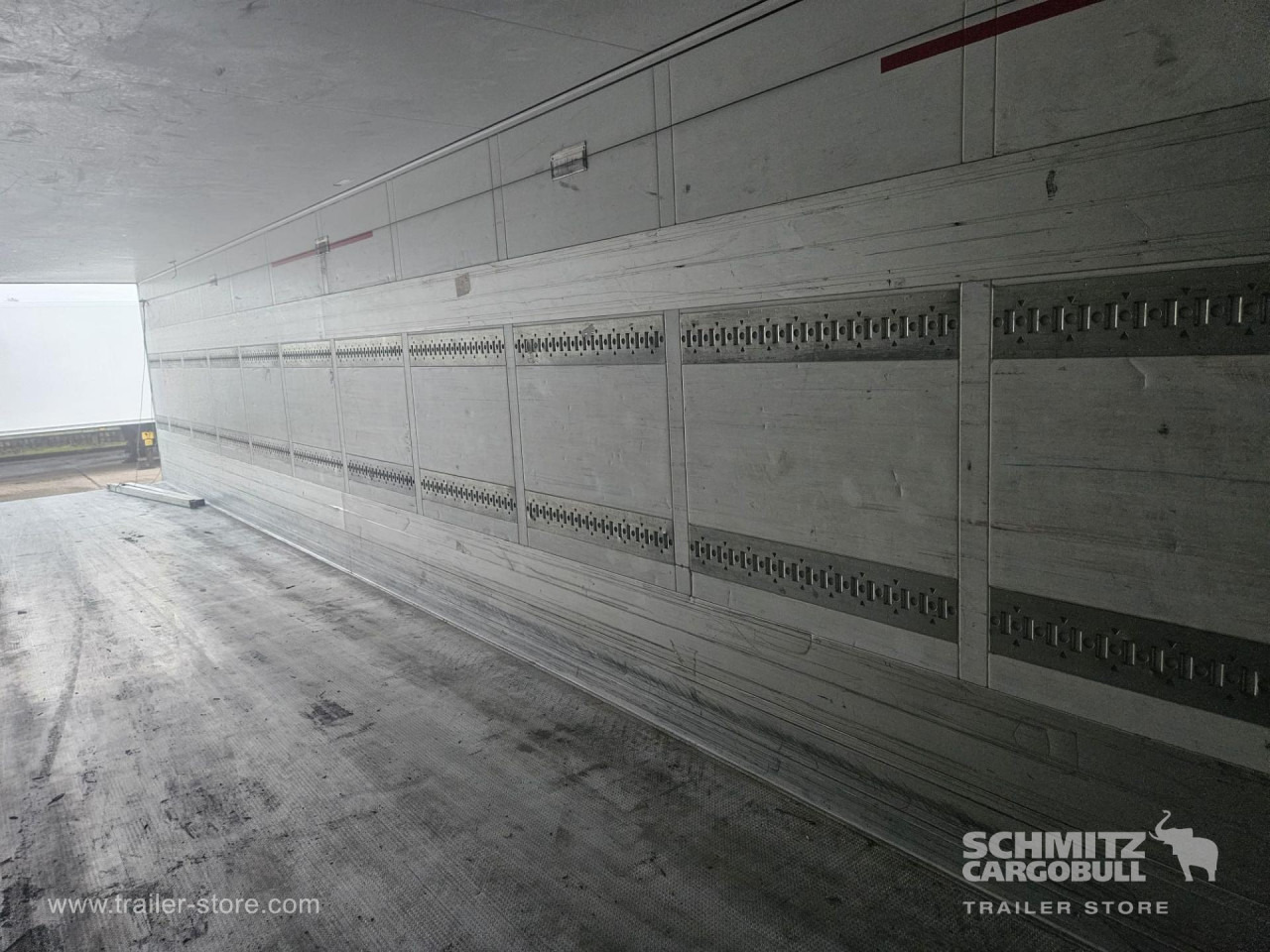 SCHMITZ Reefer Standard - Isotherm Auflieger: das Bild 4 SCHMITZ Reefer Standard - Isotherm Auflieger: das Bild 4