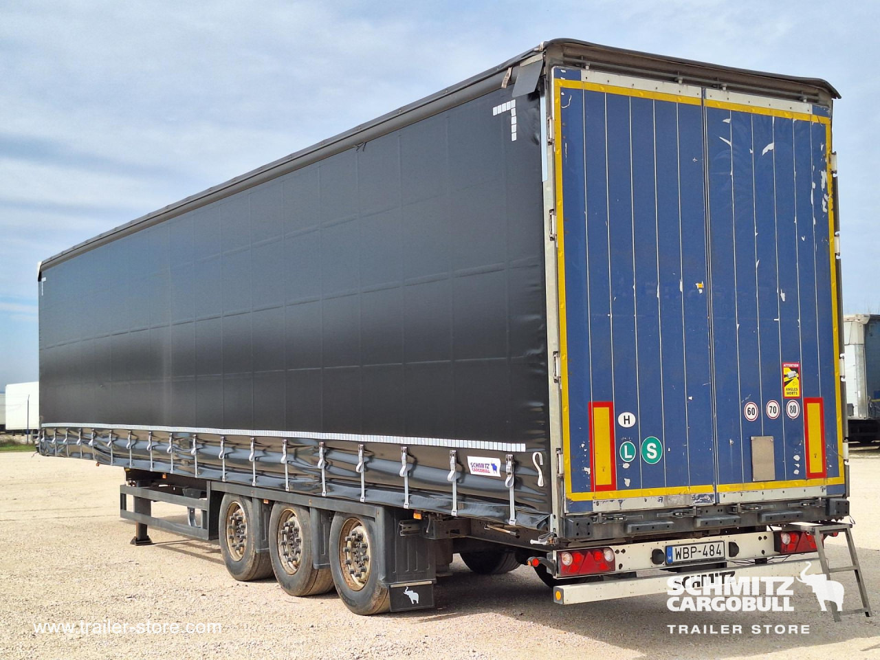SCHMITZ Curtainsider Mega - Planenauflieger: das Bild 5 SCHMITZ Curtainsider Mega - Planenauflieger: das Bild 5