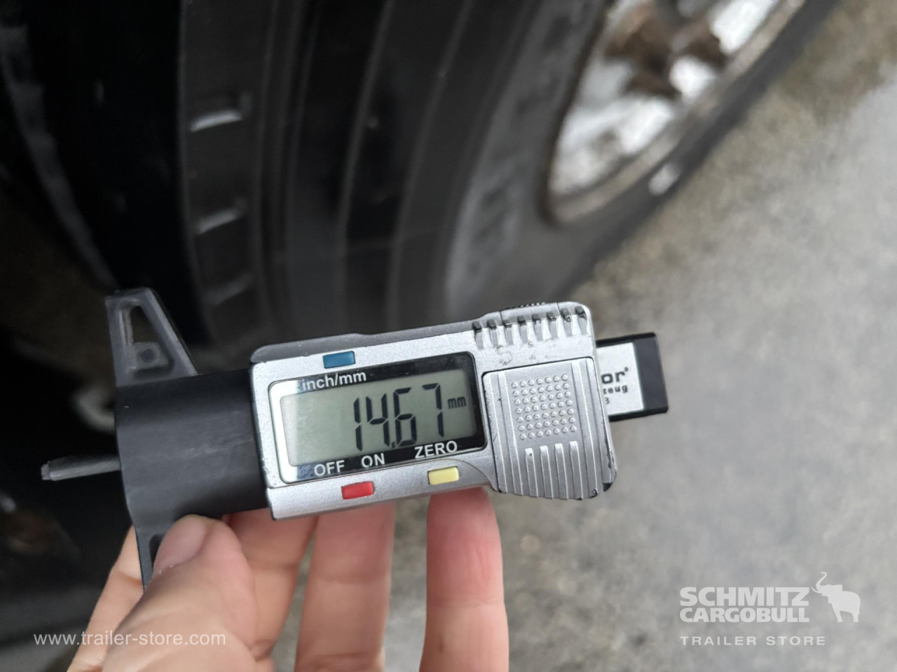 SCHMITZ Curtainsider Standard - Planenauflieger: das Bild 4 SCHMITZ Curtainsider Standard - Planenauflieger: das Bild 4