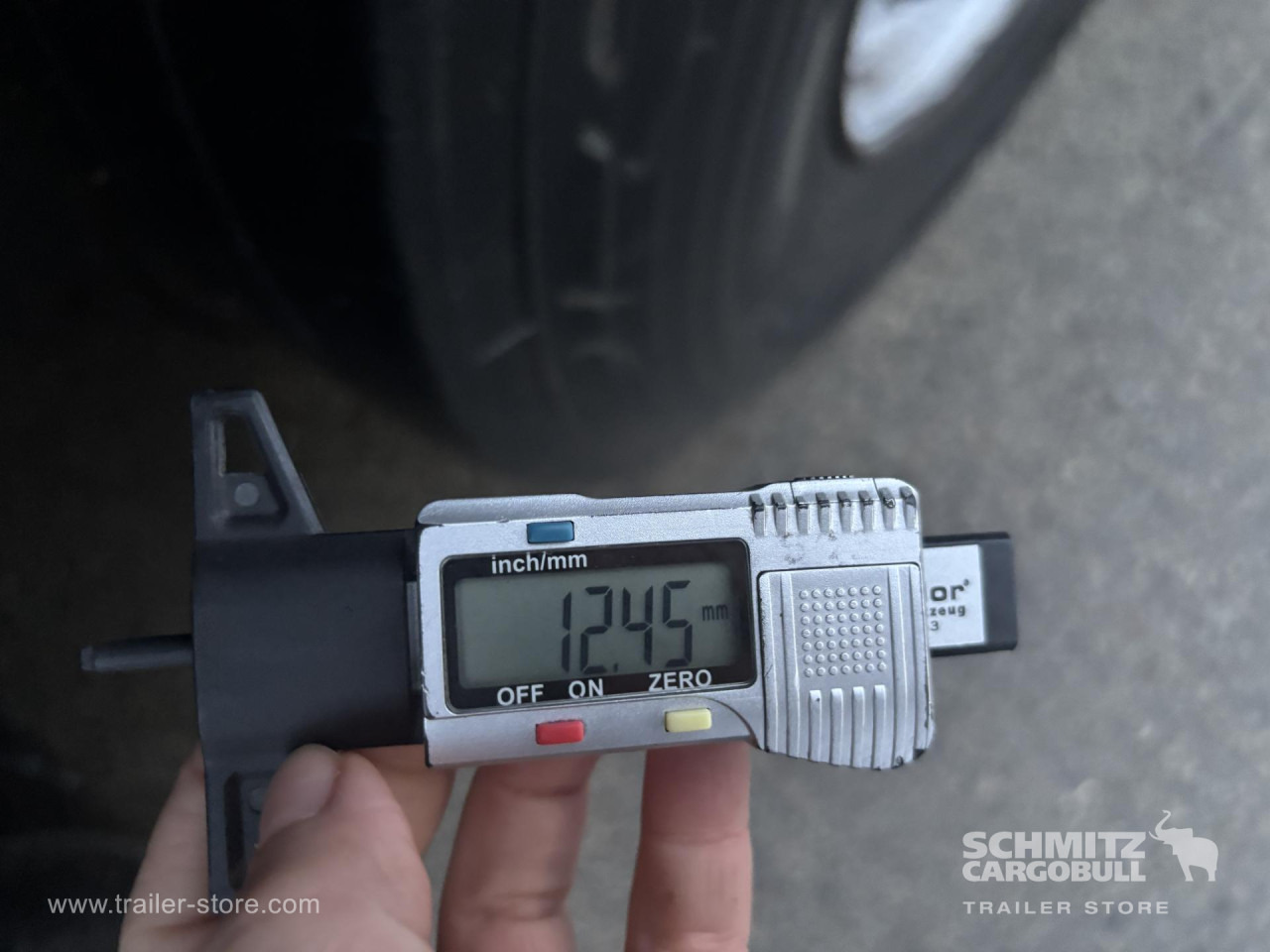 SCHMITZ Curtainsider Standard - Planenauflieger: das Bild 5 SCHMITZ Curtainsider Standard - Planenauflieger: das Bild 5