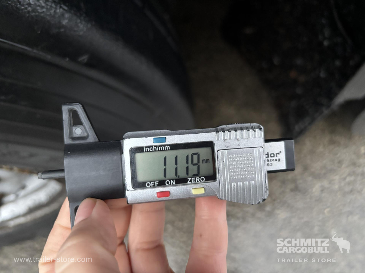 SCHMITZ Curtainsider Standard - Planenauflieger: das Bild 3 SCHMITZ Curtainsider Standard - Planenauflieger: das Bild 3