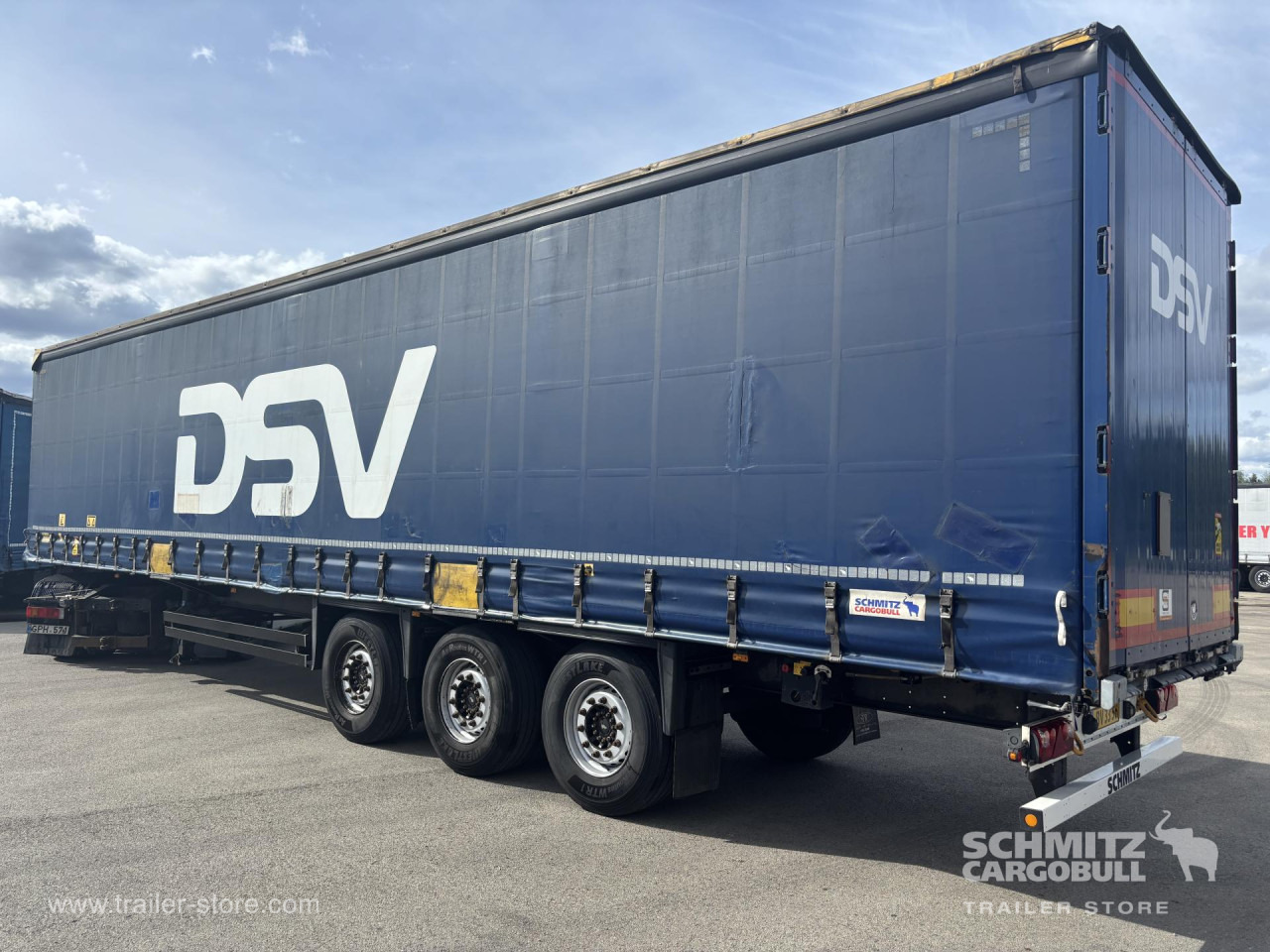 SCHMITZ Curtainsider Standard - Planenauflieger: das Bild 4 SCHMITZ Curtainsider Standard - Planenauflieger: das Bild 4