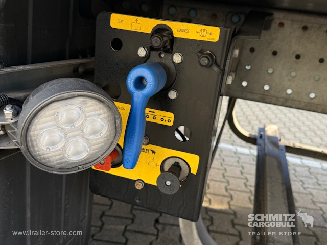 SCHMITZ Oplegger Vries Multitemp - Isotherm Auflieger: das Bild 4 SCHMITZ Oplegger Vries Multitemp - Isotherm Auflieger: das Bild 4