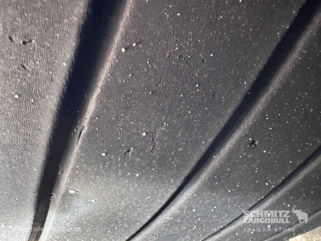 SCHMITZ Oplegger Vries Multitemp - Isotherm Auflieger: das Bild 4 SCHMITZ Oplegger Vries Multitemp - Isotherm Auflieger: das Bild 4