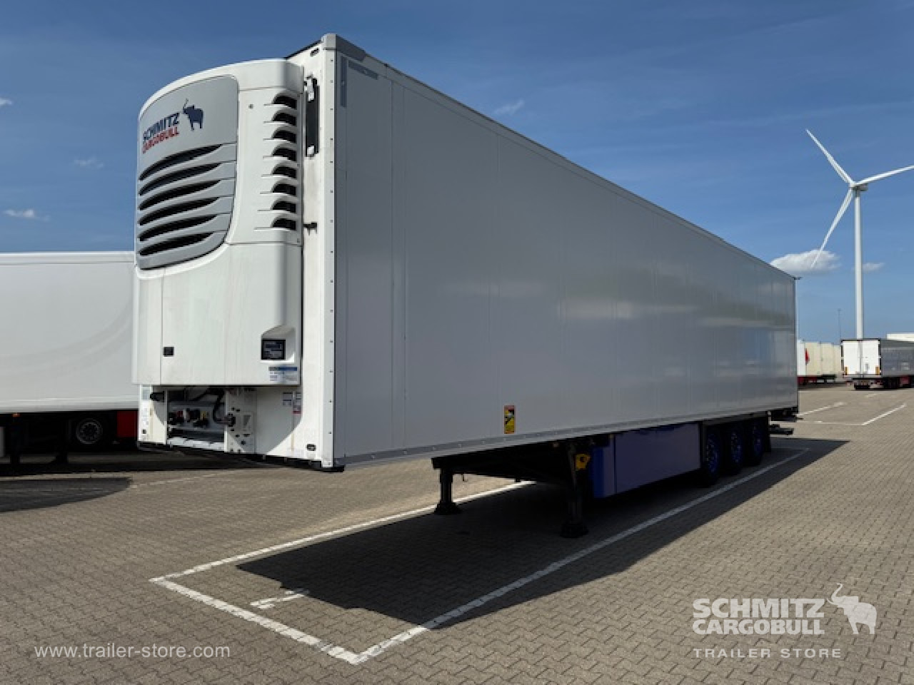 SCHMITZ Oplegger Vries Multitemp Taillift - Isotherm Auflieger: das Bild 1 SCHMITZ Oplegger Vries Multitemp Taillift - Isotherm Auflieger: das Bild 1