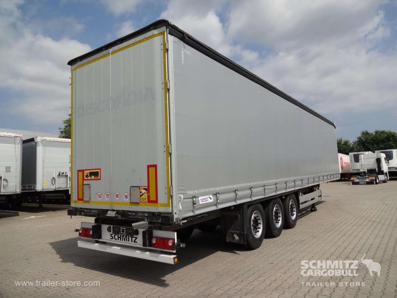 SCHMITZ Curtainsider Standard - Planenauflieger: das Bild 1 SCHMITZ Curtainsider Standard - Planenauflieger: das Bild 1