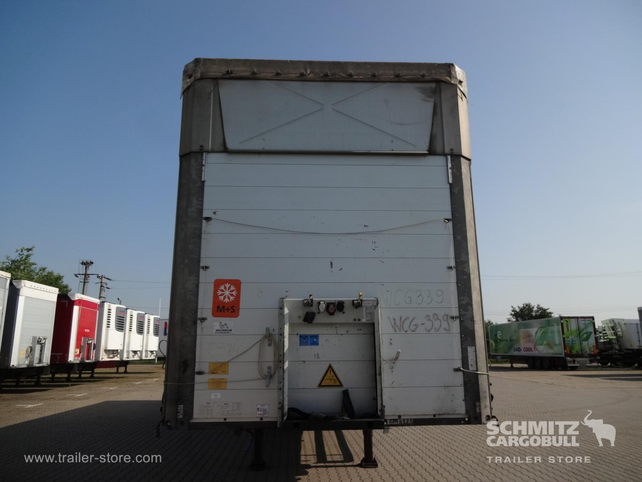Planenauflieger SCHMITZ Curtainsider Varios: das Bild 9