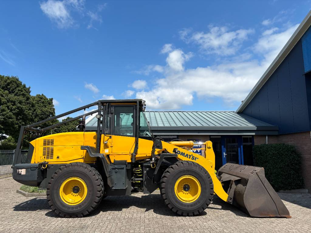 Komatsu WA 320-5 - Radlader: das Bild 3 Komatsu WA 320-5 - Radlader: das Bild 3