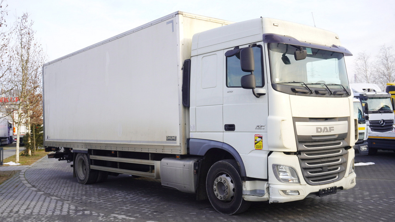 DAF XF 410 EURO 6 /410 HP / 20 EPAL / Dhollandia lift 1500 kg - Koffer LKW: das Bild 1 DAF XF 410 EURO 6 /410 HP / 20 EPAL / Dhollandia lift 1500 kg - Koffer LKW: das Bild 1