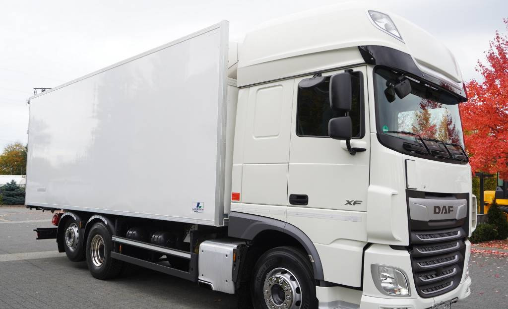 DAF XF 450 6×2 E6 / Refrigerator Lacapitaine / ATP/FRC to 2027 / 18 pallets - Kühlkoffer LKW: das Bild 3 DAF XF 450 6×2 E6 / Refrigerator Lacapitaine / ATP/FRC to 2027 / 18 pallets - Kühlkoffer LKW: das Bild 3