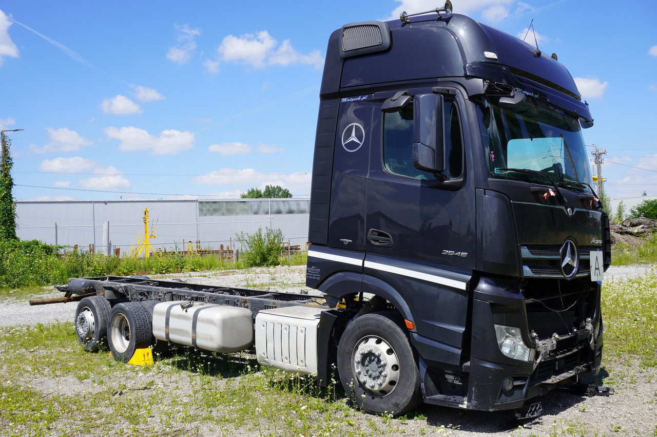 MERCEDES-BENZ Actros 2545 GIGA / without engine - Ersatzteile: das Bild 1 MERCEDES-BENZ Actros 2545 GIGA / without engine - Ersatzteile: das Bild 1