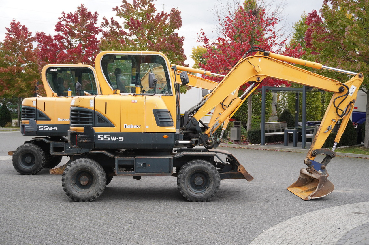Hyundai Robex 55W-9 Wheeled Excavator 5.5t / 2pcs - Minibagger: das Bild 3 Hyundai Robex 55W-9 Wheeled Excavator 5.5t / 2pcs - Minibagger: das Bild 3