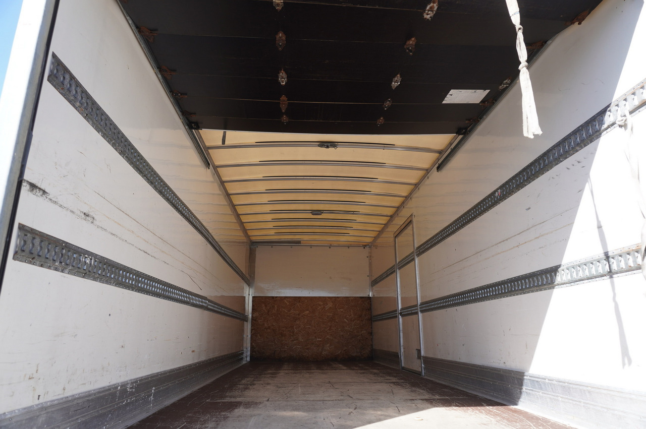 IVECO Eurocargo 120-190 / 160 thousand km !!! / Box 18 EPAL / Dhollandia lift 1500 kg - Koffer LKW: das Bild 5 IVECO Eurocargo 120-190 / 160 thousand km !!! / Box 18 EPAL / Dhollandia lift 1500 kg - Koffer LKW: das Bild 5