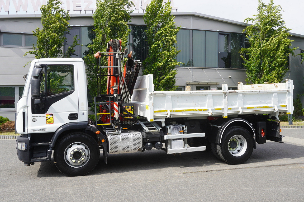 IVECO Eurocargo 160-250 / Fassi F95 crane / 120 tho. km / 3-sided tipper - Autokran: das Bild 5 IVECO Eurocargo 160-250 / Fassi F95 crane / 120 tho. km / 3-sided tipper - Autokran: das Bild 5
