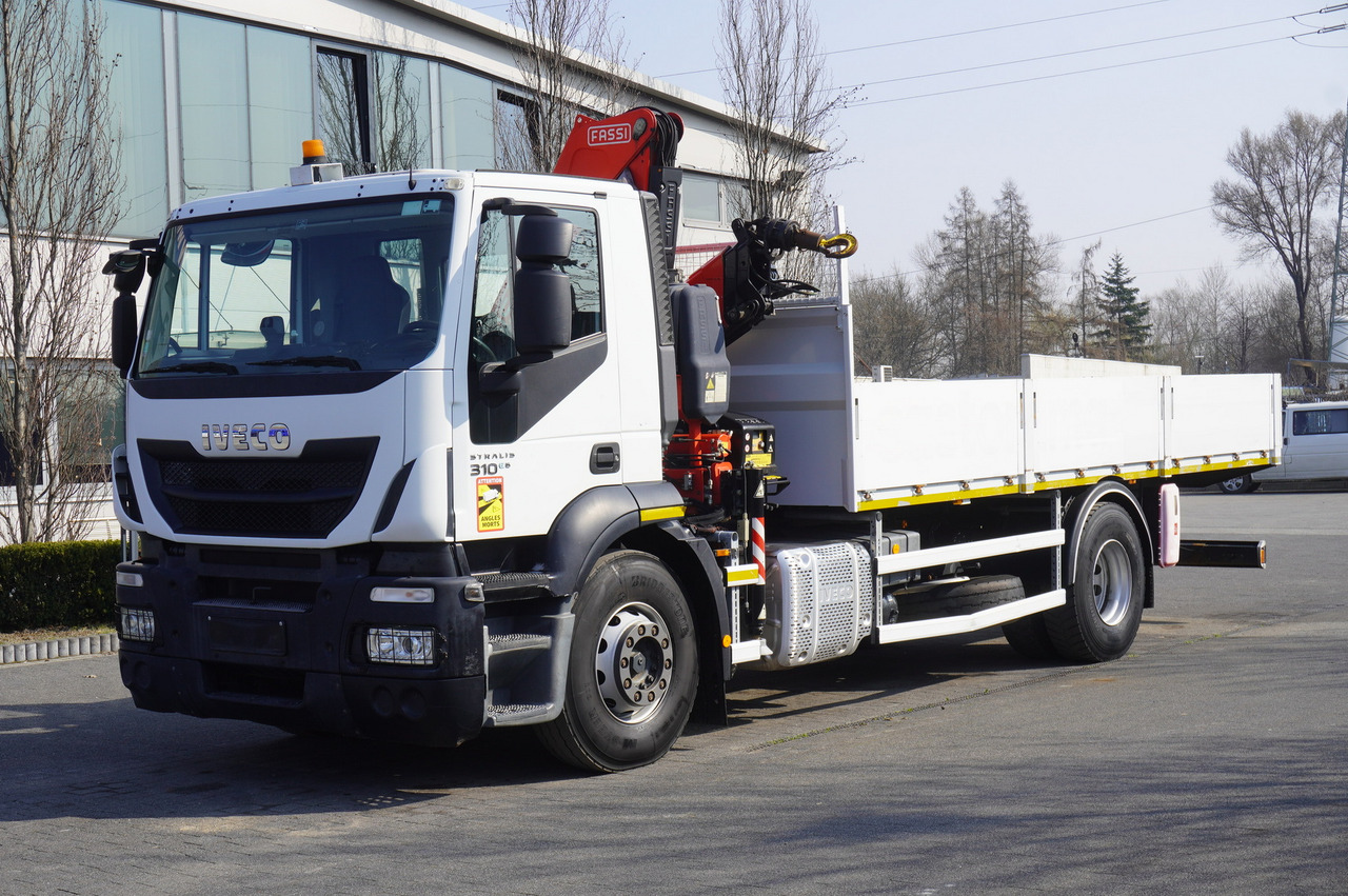 IVECO STRALIS 310 E6 / HDS FASSI 155 6.2 T / 250 thousand km - Autokran: das Bild 2 IVECO STRALIS 310 E6 / HDS FASSI 155 6.2 T / 250 thousand km - Autokran: das Bild 2