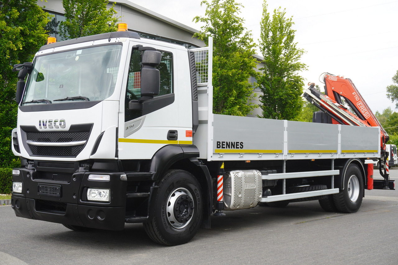 Iveco Stralis 310 / 34 tho km !!! / FASSI 4 Tons 400 MTH! / Flatbed - Autokran, Autokran: das Bild 4 Iveco Stralis 310 / 34 tho km !!! / FASSI 4 Tons 400 MTH! / Flatbed - Autokran, Autokran: das Bild 4