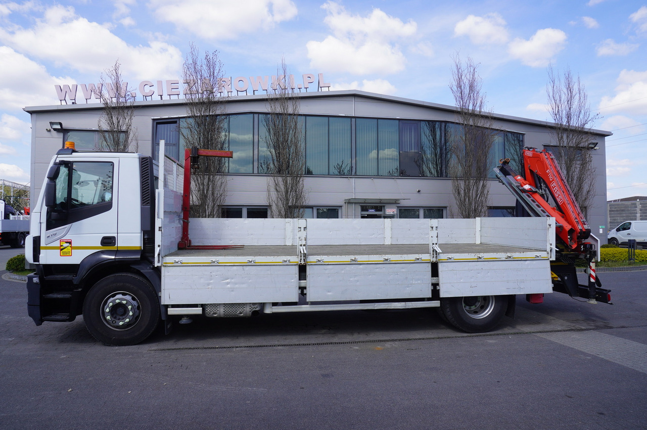 Iveco Stralis 310 / 34 tho km !!! / FASSI 4 Tons 400 MTH! / Flatbed - Autokran, Autokran: das Bild 5 Iveco Stralis 310 / 34 tho km !!! / FASSI 4 Tons 400 MTH! / Flatbed - Autokran, Autokran: das Bild 5