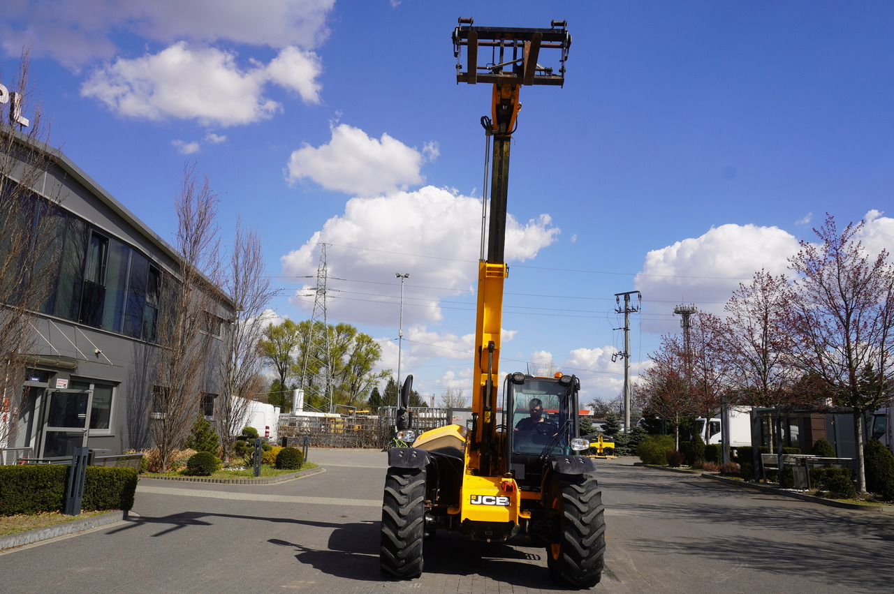 Radlader JCB 526-56 AGRI Plus / 5.6 m telescopic loader / joystick: das Bild 25