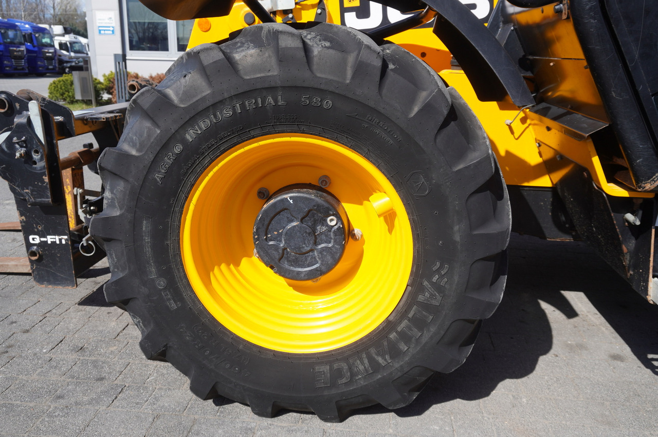 Radlader JCB 526-56 AGRI Plus / 5.6 m telescopic loader / joystick: das Bild 13