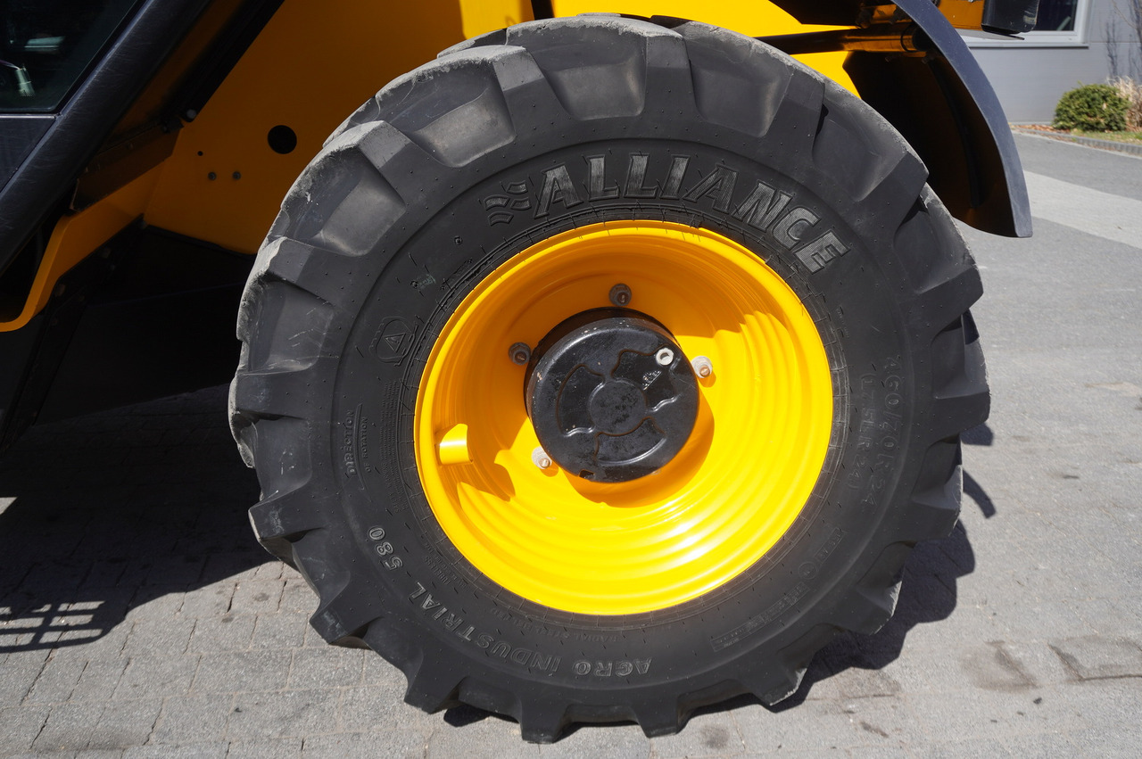 Radlader JCB 526-56 AGRI Plus / 5.6 m telescopic loader / joystick: das Bild 14