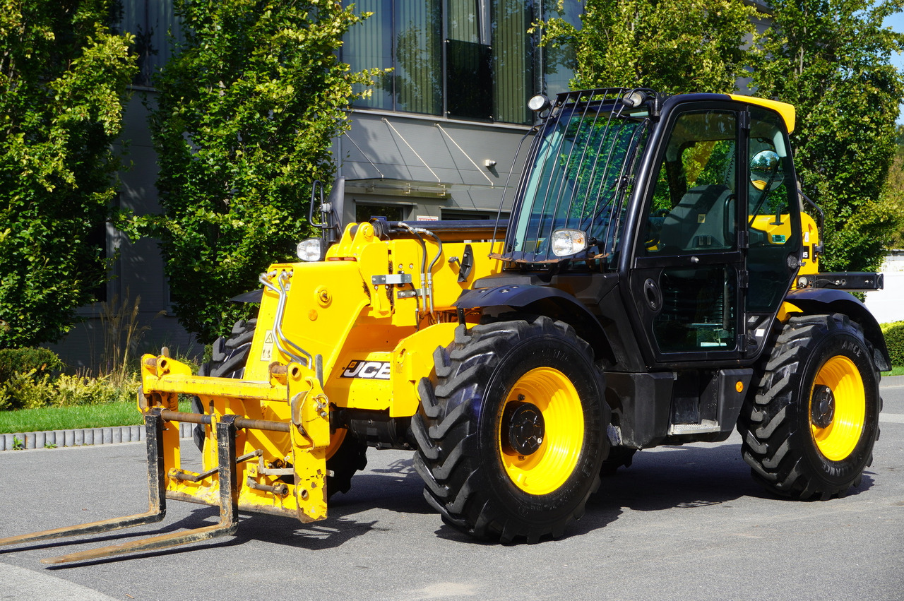 JCB 535-95 / 3.5 T / range 9.5 m / 700 MTH! - Teleskopradlader: das Bild 3 JCB 535-95 / 3.5 T / range 9.5 m / 700 MTH! - Teleskopradlader: das Bild 3