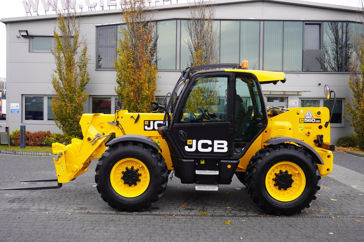 JCB 560-80 / 6 ton lifting capacity / power 146 HP - Radlader: das Bild 3 JCB 560-80 / 6 ton lifting capacity / power 146 HP - Radlader: das Bild 3
