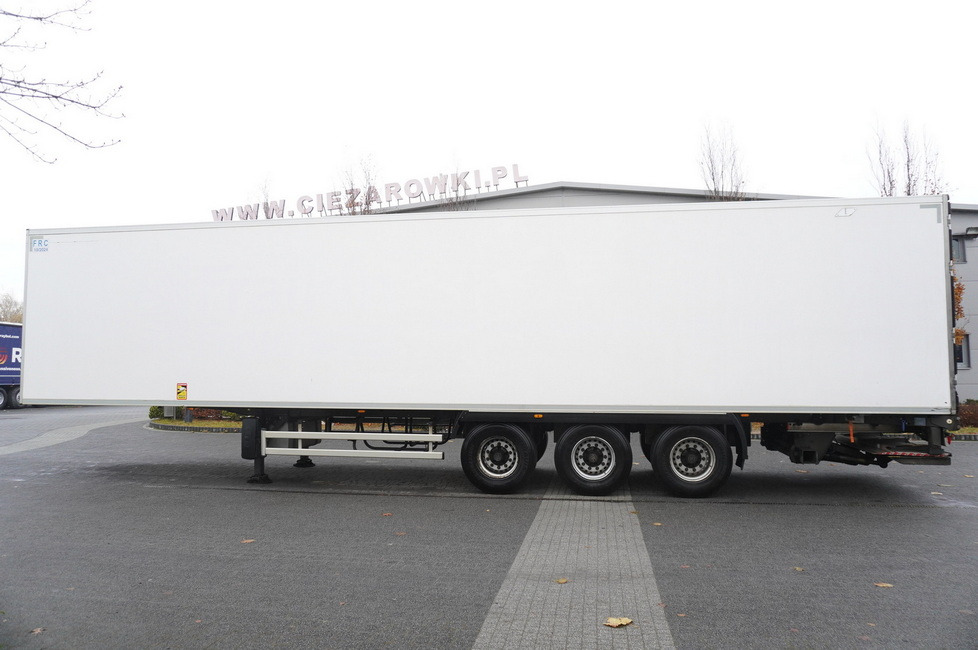 LAMBERET refrigerated semi-trailer / Carrier Vector 1550 unit - Kühlkoffer Auflieger: das Bild 3 LAMBERET refrigerated semi-trailer / Carrier Vector 1550 unit - Kühlkoffer Auflieger: das Bild 3